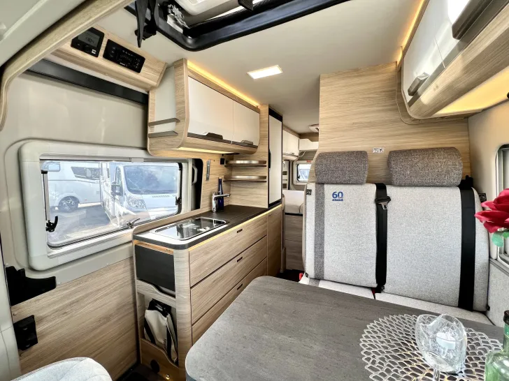 Fahrzeugbild Knaus BoxLife Pro 600 STREET 60 Years mit Aufstelldach+AHK+Lithium #11