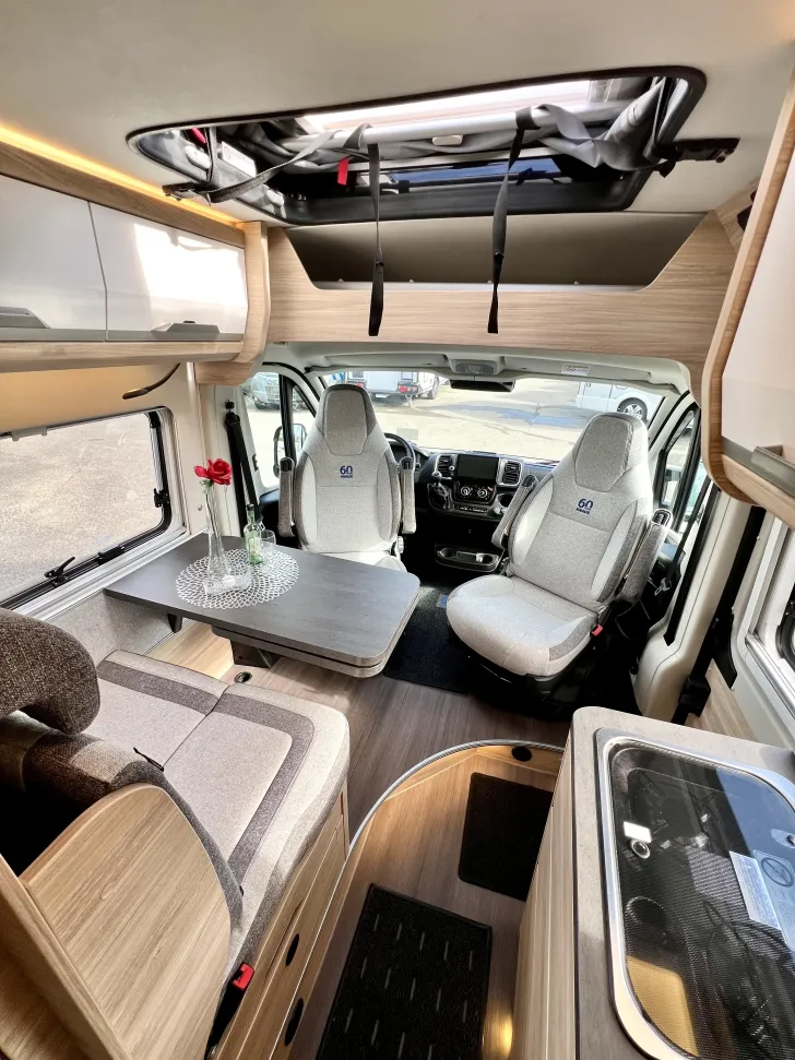 Fahrzeugbild Knaus BoxLife Pro 600 STREET 60 Years mit Aufstelldach+AHK+Lithium #18