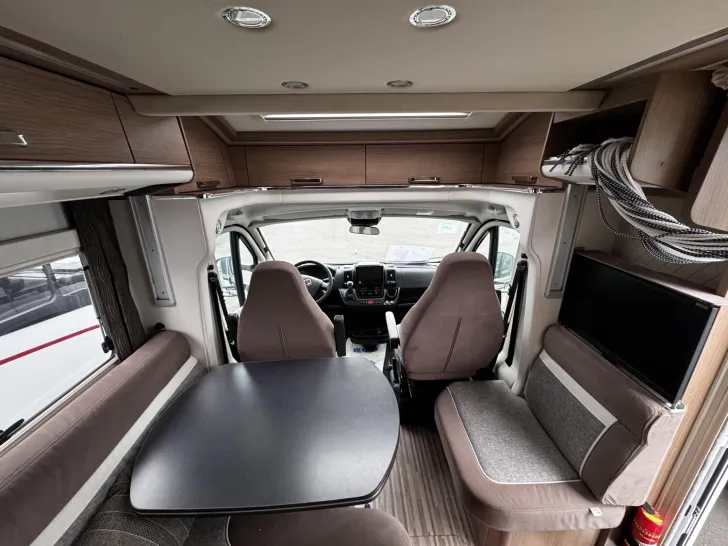 Fahrzeugbild Malibu T 490 LE HA Luftfederung, Hubstützen Goldschmitt #9