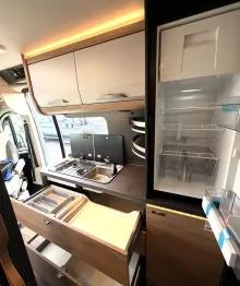 Fahrzeugbild Knaus BoxLife 600 MQ Platinum Selection 2027 in STURMBLAU #13