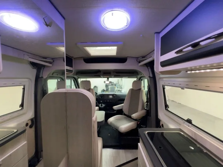 Fahrzeugbild Ahorn Camp Camp Van 550/Automatik/FESTBETT/FIANNZIERUNG #12