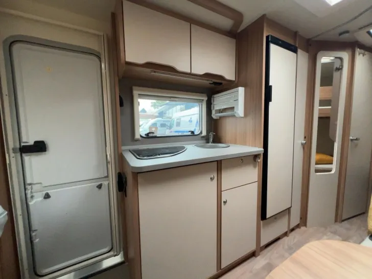 Fahrzeugbild Weinsberg Cara Two 500QDK/Festbett+Etagenbett/Finanzierung #11