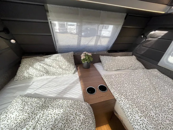 Fahrzeugbild Knaus AZUR 500 EU *Markise*DuoControl* #16