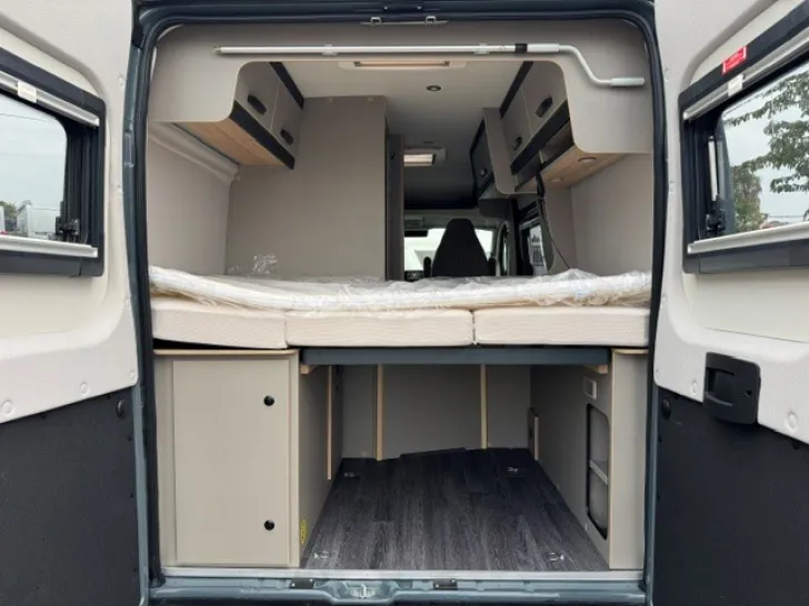 Fahrzeugbild Weinsberg CaraBus GREY EDITION FIRE 540 MQ UVP: 71.928,-€ Modell 2027 #3