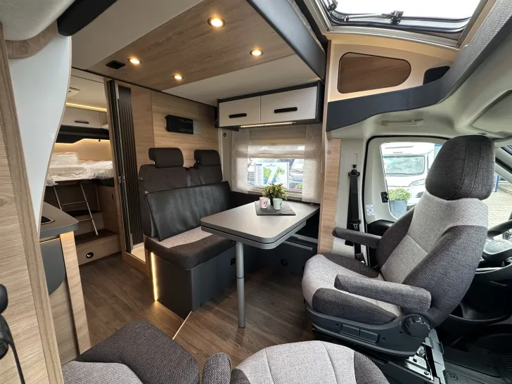 Fahrzeugbild Knaus L!ve Wave 650 MEG Platinum Selection #11