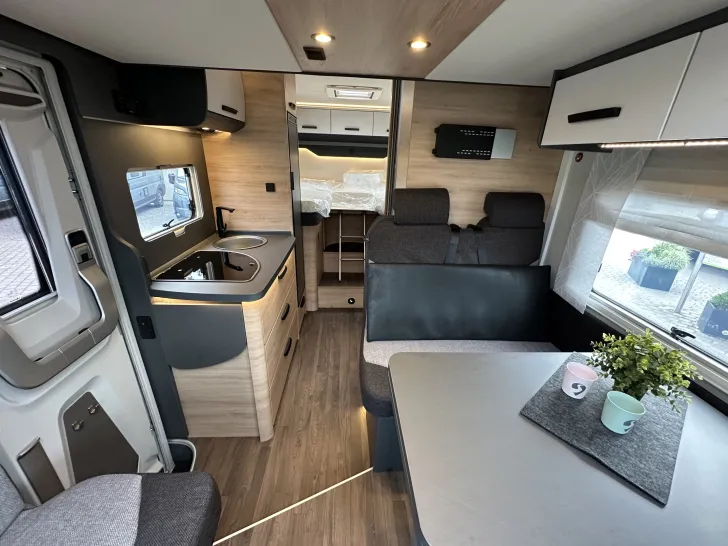 Fahrzeugbild Knaus L!ve Wave 650 MEG Platinum Selection #14