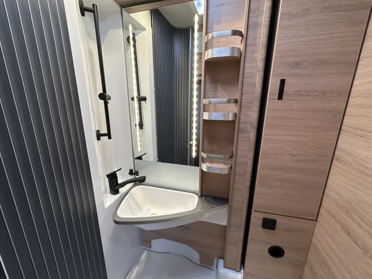 Fahrzeugbild Knaus L!ve Wave 650 MEG Platinum Selection #20