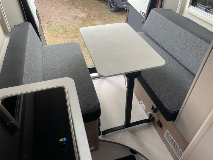 Fahrzeugbild Carado pro CV 541 Fiat Automatik Messe-Aussteller #12