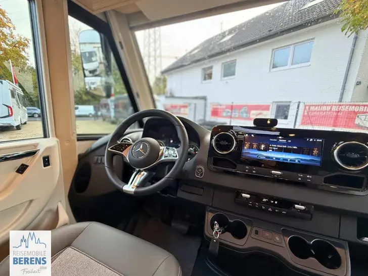 Fahrzeugbild Malibu I 470 RB LE K comfort Mercedes #8
