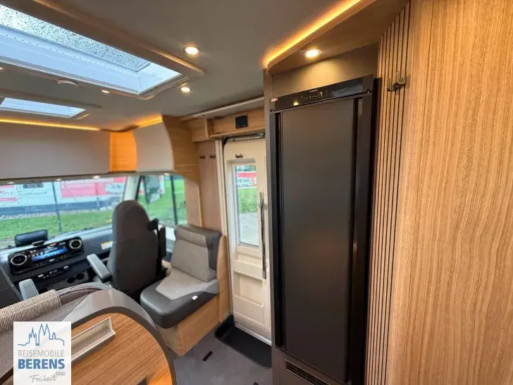 Fahrzeugbild Malibu I 470 RB LE K comfort Mercedes #19