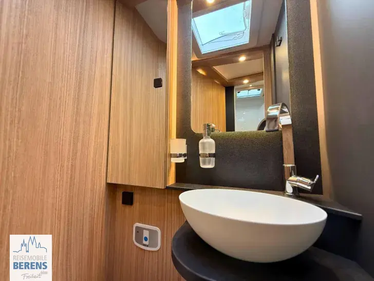 Fahrzeugbild Malibu I 470 RB LE K comfort Mercedes #25