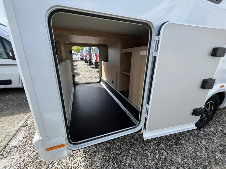 Fahrzeugbild Knaus SKY TI 700 MEG +ABVERKAUF+ #35
