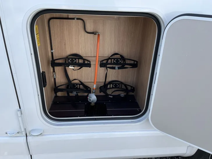 Fahrzeugbild Knaus SKY TI 700 MEG +ABVERKAUF+ #36