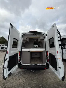 Fahrzeugbild LMC Innovan Ford 590 #6