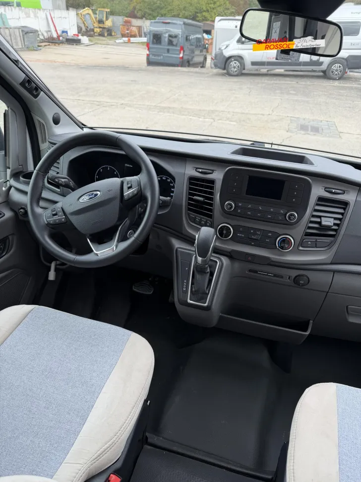 Fahrzeugbild LMC Innovan Ford 590 #7