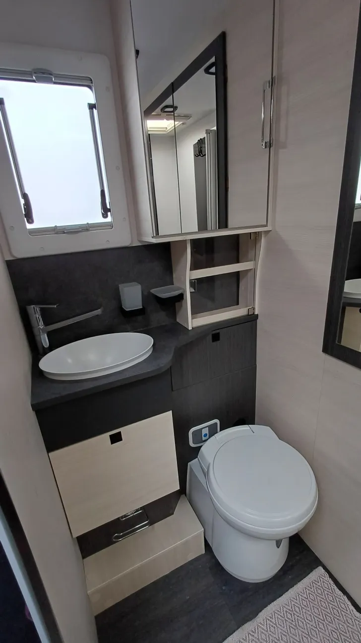 Fahrzeugbild Chausson Titanium Premium 630, sehr gepflegt, winterfest #6