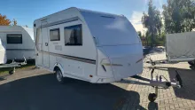 Schräg Vorne Weinsberg CaraOne 400 LK 3 x Pakete Auf. 1350 kg