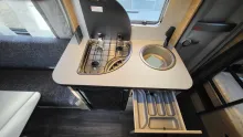 Fahrerhaus Weinsberg CaraOne 400 LK 3 x Pakete Auf. 1350 kg