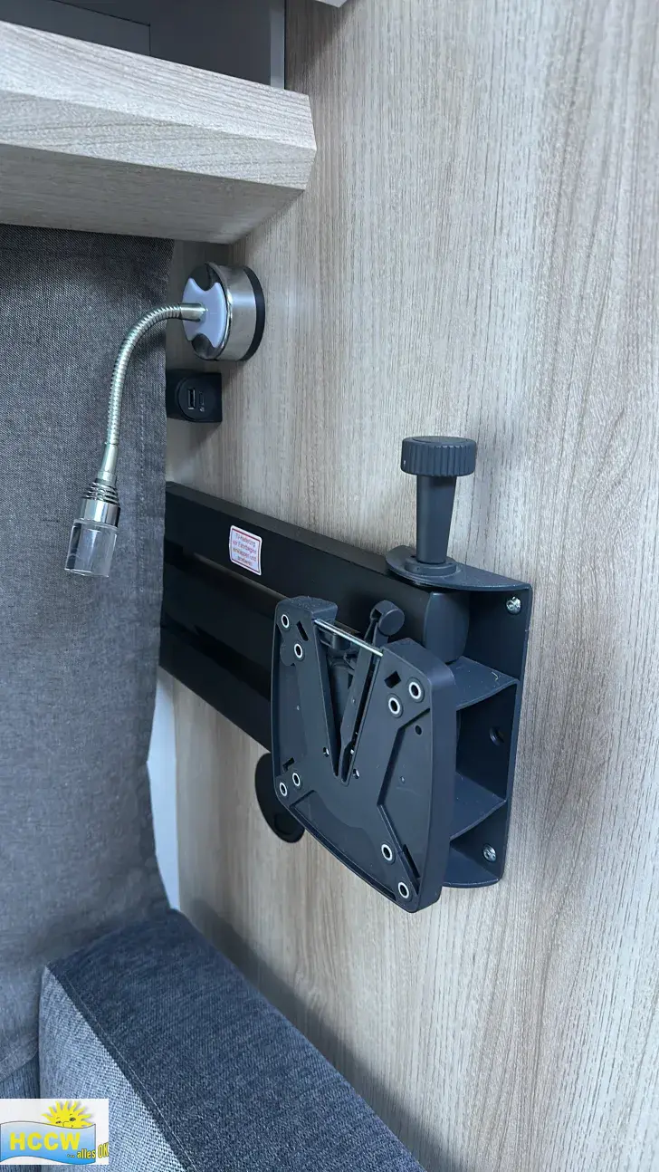 TV-Halter + USB Steckdose Hobby De Luxe 540 KMFe Auflastung 1,8 t