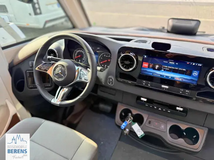 Fahrzeugbild Carthago chic c-line I 4.9 LE L Mercedes #8