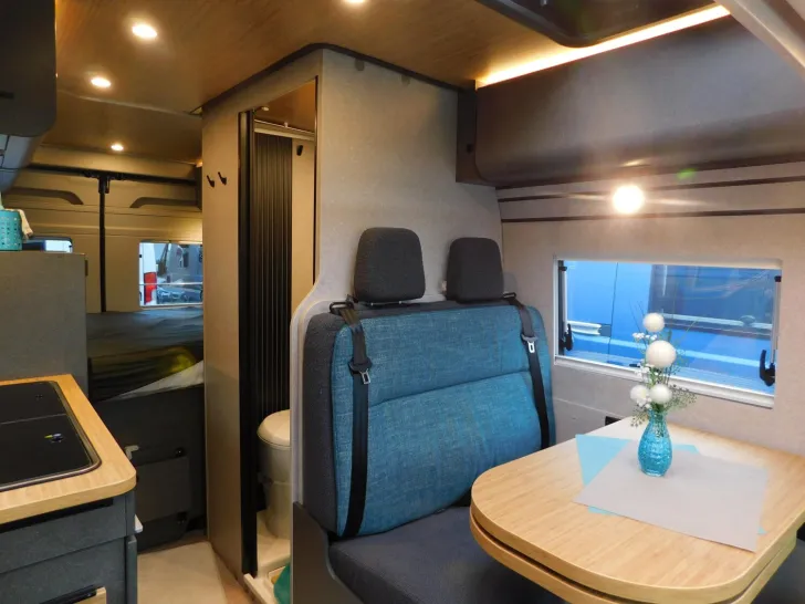 Fahrzeugbild Hymer Redwood 601 Automatik, Combi 6DE, Navi+Kamera #9