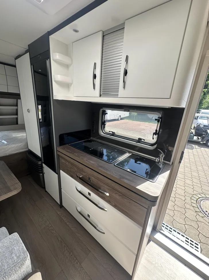 Fahrzeugbild Hobby Excellent Edition 490 KMF #4