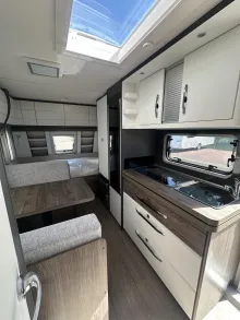 Fahrzeugbild Hobby Excellent Edition 490 KMF #12