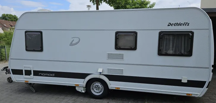 Fahrzeugbild Dethleffs Nomad 500 FR inkl. Mover, Markise, Vorzelt #1