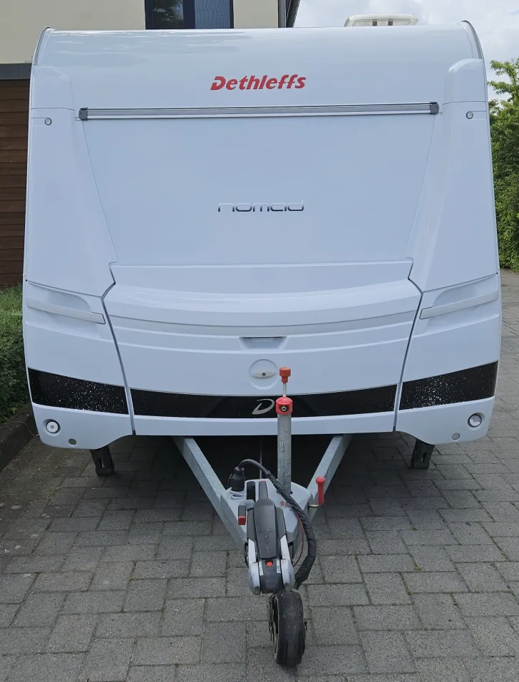 Fahrzeugbild Dethleffs Nomad 500 FR inkl. Mover, Markise, Vorzelt #3