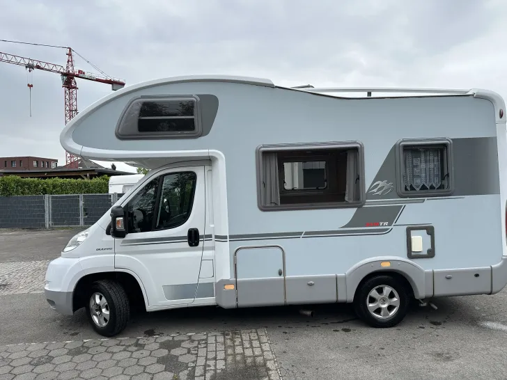 Fahrzeugbild Knaus Sun Traveller 595 #1