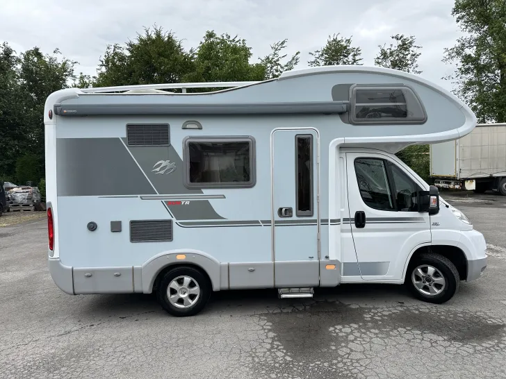 Fahrzeugbild Knaus Sun Traveller 595 #2
