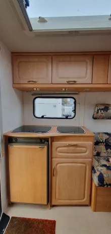 Fahrzeugbild Caravelair Eden 400 Nr. 82 - franz. Bett, Sitzgr. #7