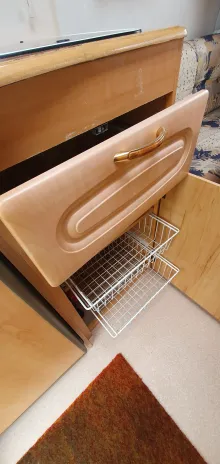 Fahrzeugbild Caravelair Eden 400 Nr. 82 - franz. Bett, Sitzgr. #10