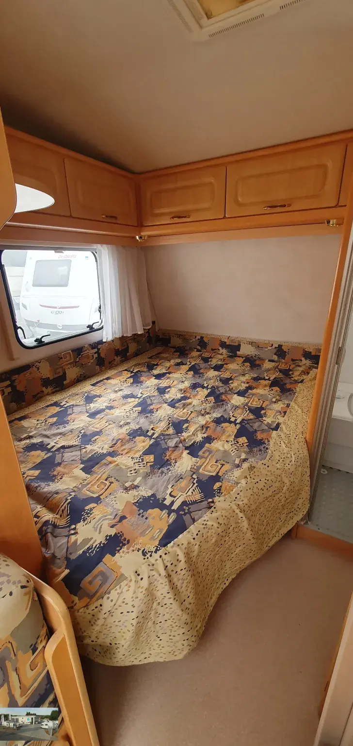 Fahrzeugbild Caravelair Eden 400 Nr. 82 - franz. Bett, Sitzgr. #13