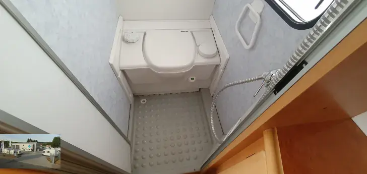 Fahrzeugbild Caravelair Eden 400 Nr. 82 - franz. Bett, Sitzgr. #17