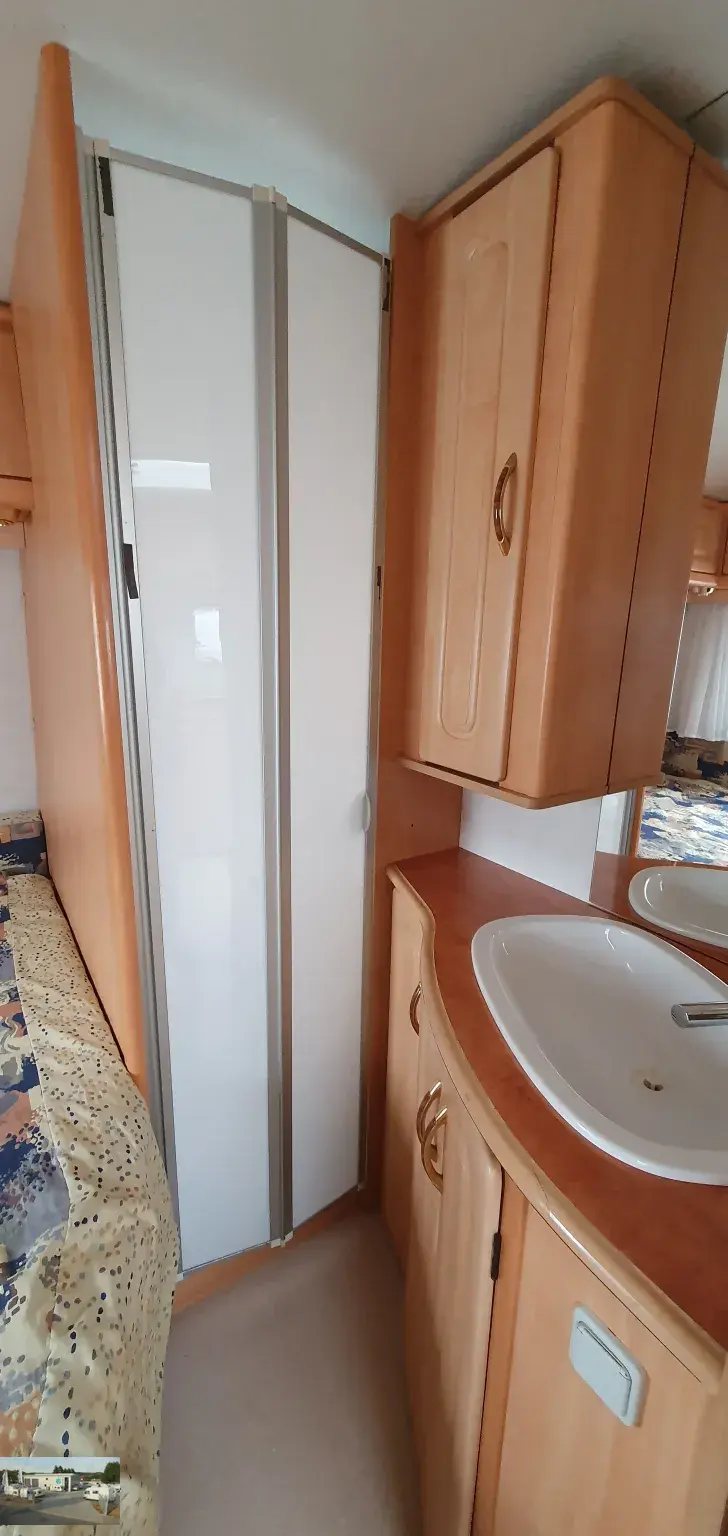 Fahrzeugbild Caravelair Eden 400 Nr. 82 - franz. Bett, Sitzgr. #19