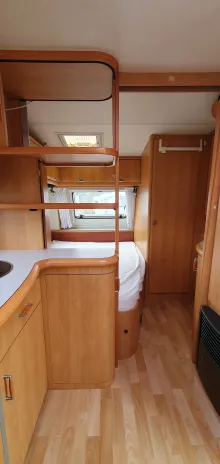 Fahrzeugbild Hobby Excellent 460 UFe Nr. 94 - Mover, franz. Bett #15