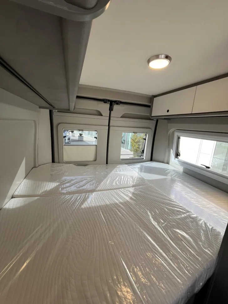 Fahrzeugbild Crosscamp ELMNT 6.0 DS Peugeot #10