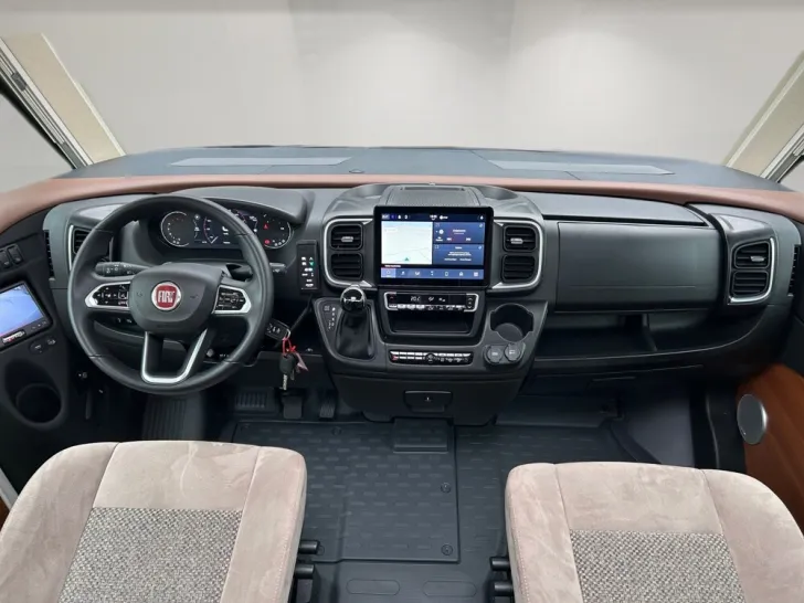 Fahrzeugbild Carthago chic c-line I  4.9 LE L #9