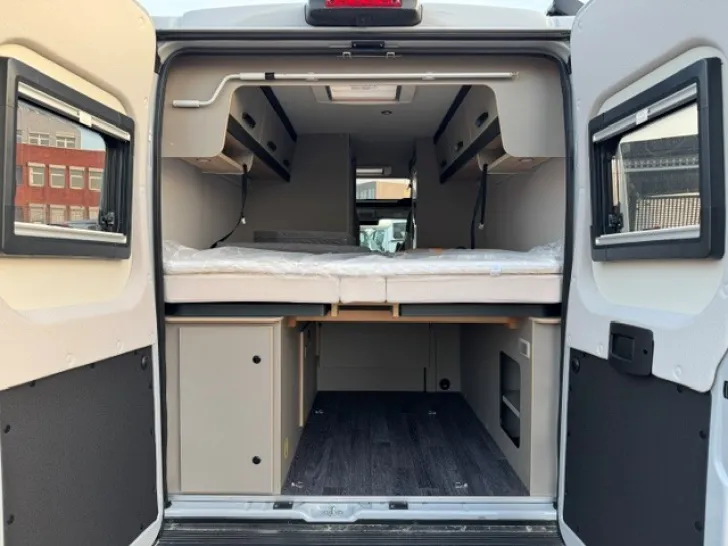 Fahrzeugbild Weinsberg CaraBus GREY EDITION FIRE 630 ME UVP: 83.969,-€ Modell 2027 #4