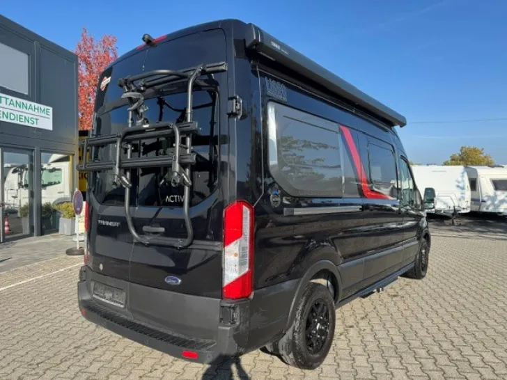 Fahrzeugbild Bürstner Lineo C 590 Automatik - 15.000 Km #4
