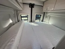 Fahrzeugbild Bürstner Lineo C 590 Automatik - 15.000 Km #9