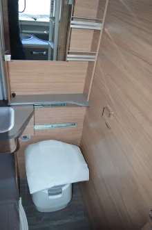Fahrzeugbild Weinsberg CaraSuite 650 MEG Automatik/140PS #22