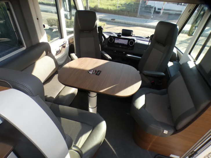 Fahrzeugbild Carthago chic c-line I 4.9 LE L #14