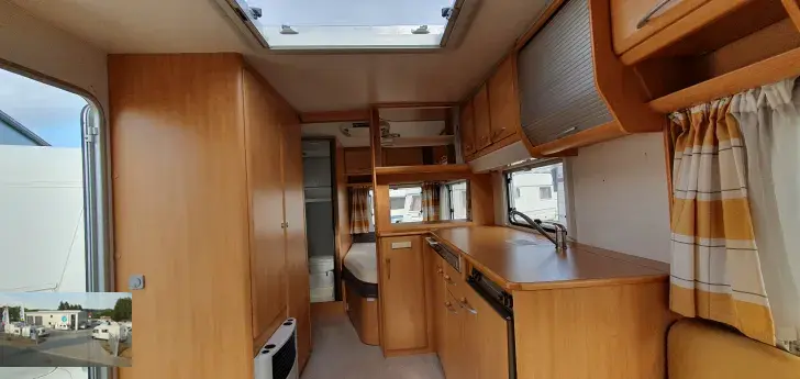 Fahrzeugbild Knaus Südwind 500 TF Nr. 90 - Klima, franz. Bett #6