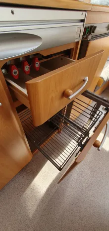 Fahrzeugbild Knaus Südwind 500 TF Nr. 90 - Klima, franz. Bett #14