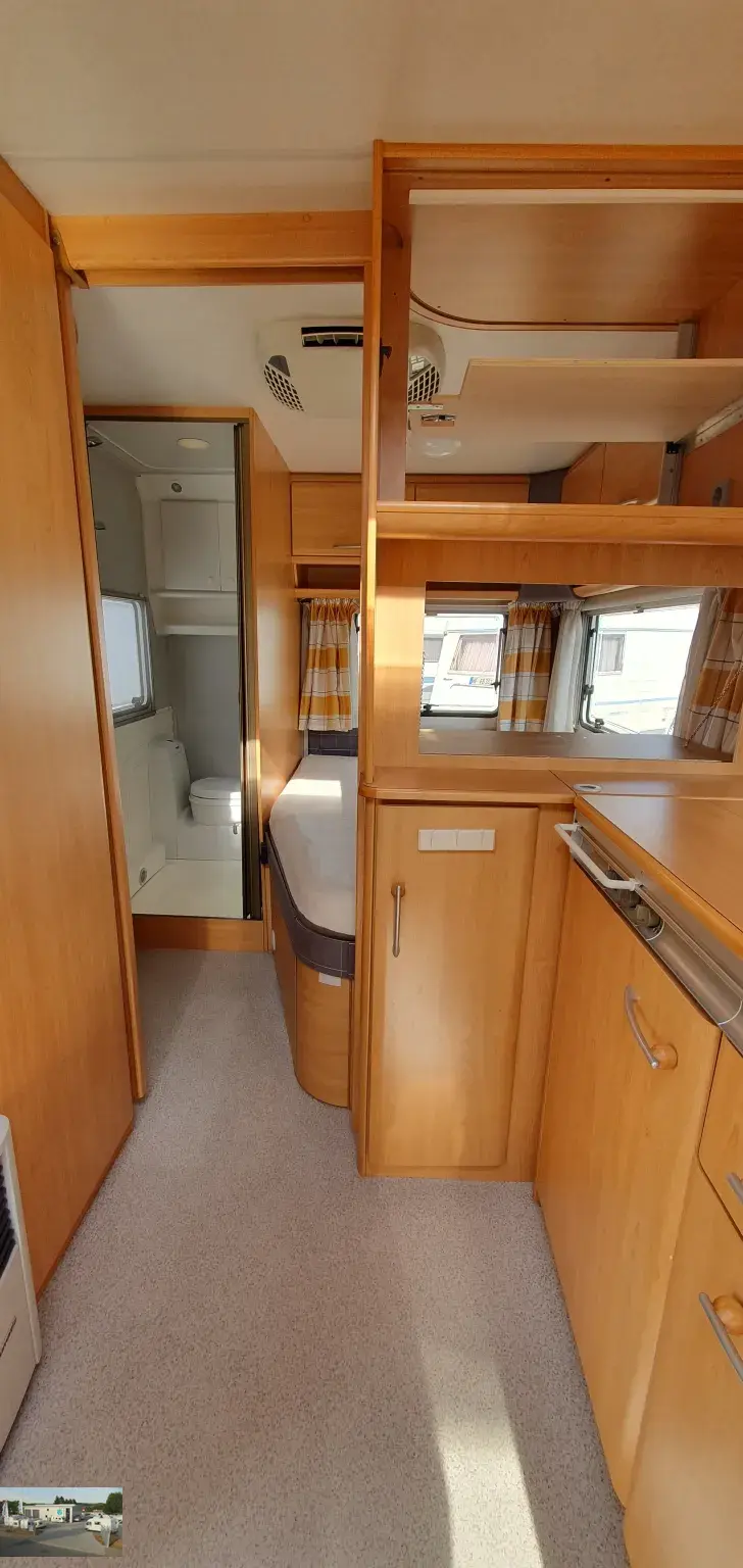 Fahrzeugbild Knaus Südwind 500 TF Nr. 90 - Klima, franz. Bett #16