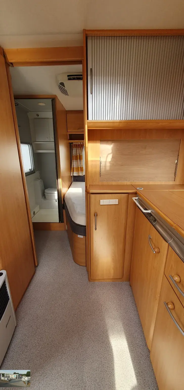 Fahrzeugbild Knaus Südwind 500 TF Nr. 90 - Klima, franz. Bett #17