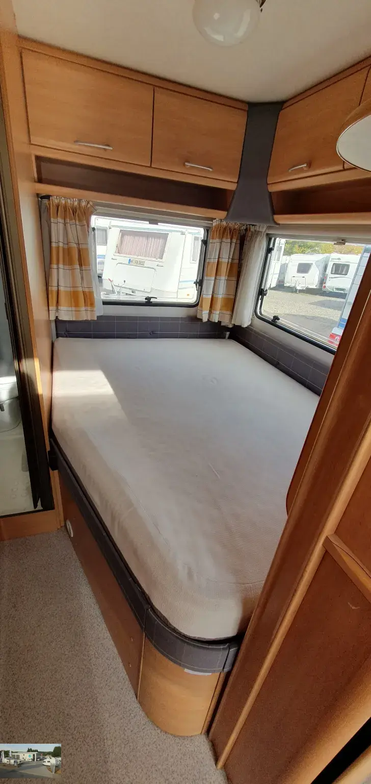 Fahrzeugbild Knaus Südwind 500 TF Nr. 90 - Klima, franz. Bett #19