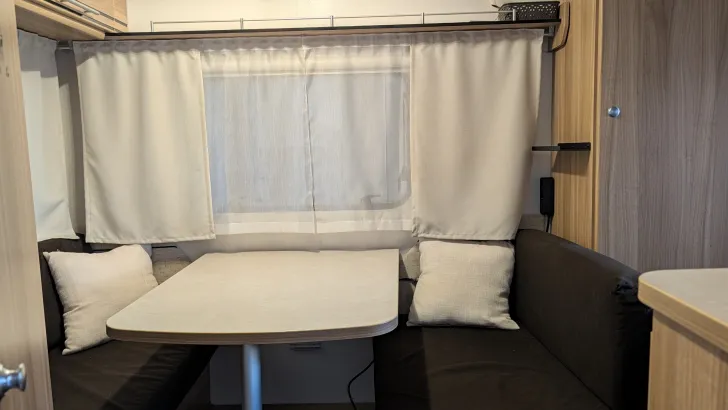 Fahrzeugbild Sterckeman Starlett 390CP Sehr gut gepflegt #5